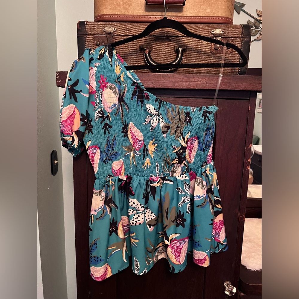 Floral Off One Shoulder Top